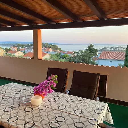 Apartment Pende