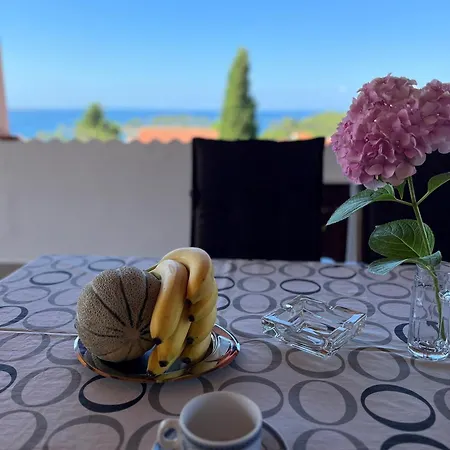 Pende Apartment