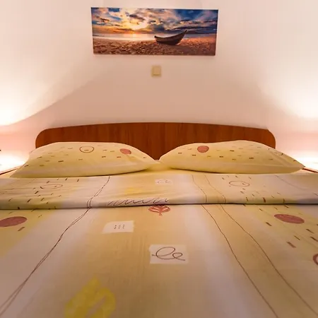 Apartment Pende *