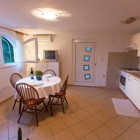 Apartment Pende