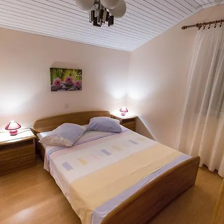 Apartman Pende Rab Town