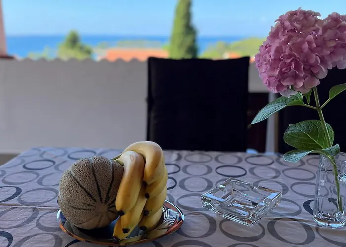 Pende Apartment