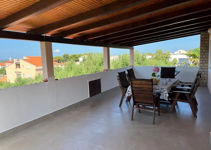 Pende Apartment